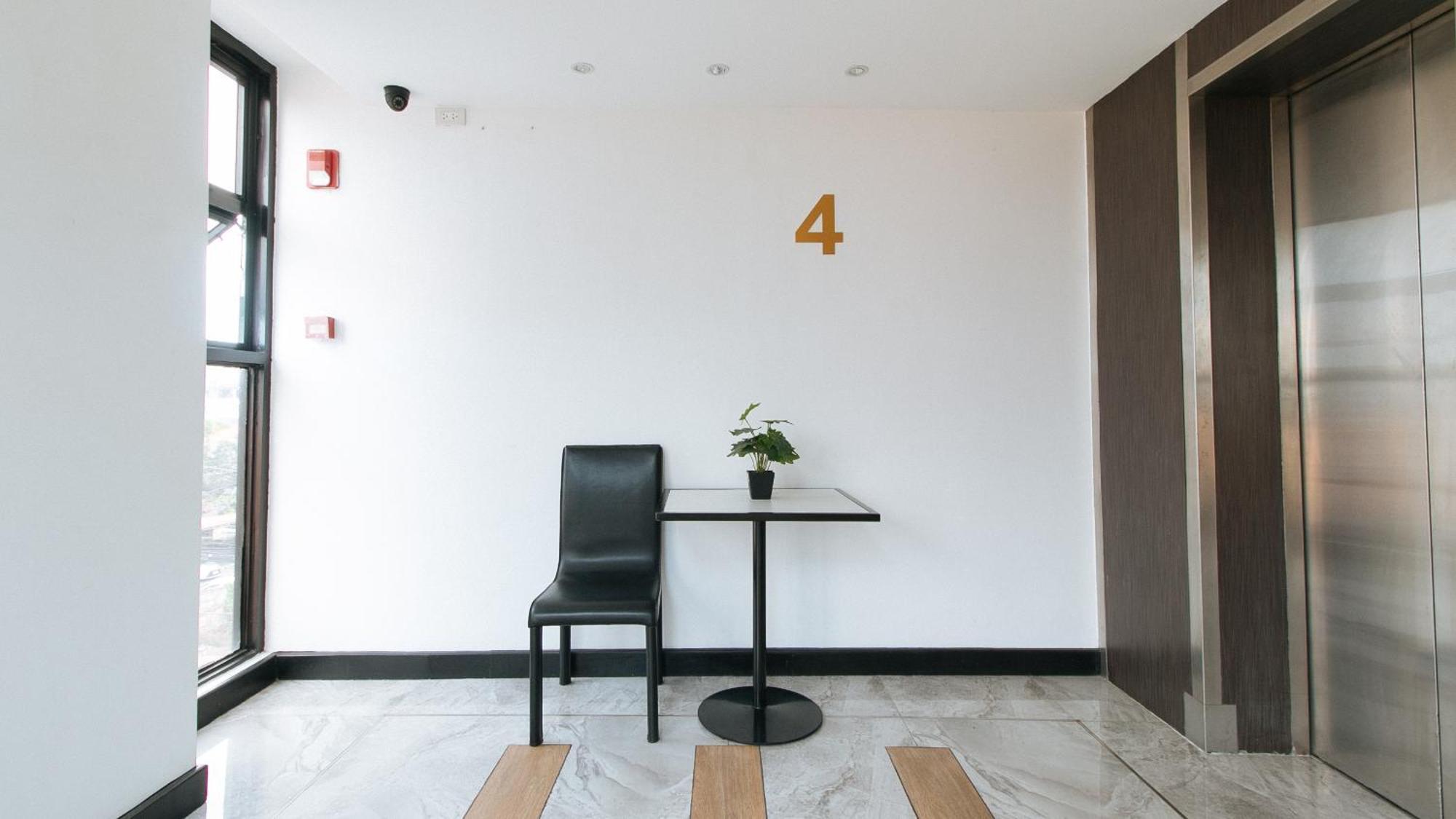 เรดดอร์ซ พลัส เนียร์ แบมบู ออร์แกน ลาสปินาส Hotel ลาสปิญยาส ภายนอก รูปภาพ